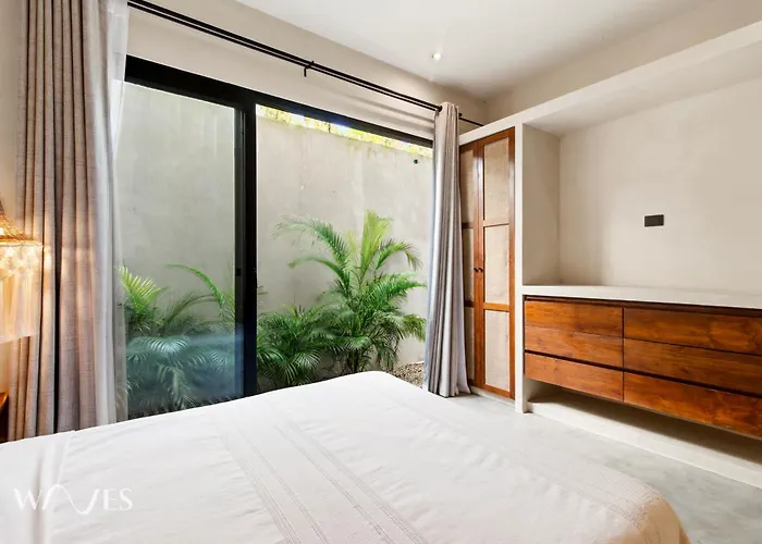 Hk By Waves Apartment *